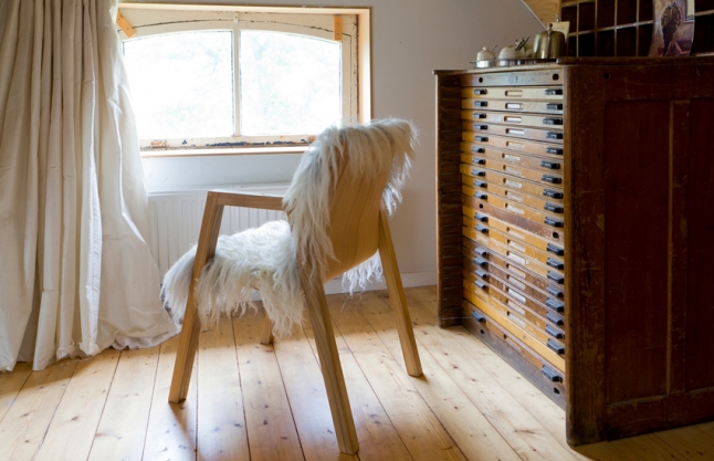 A Flock of Chairs van Melle Koot - Dutch Design Interieur Blogs - ARCHANA.NL